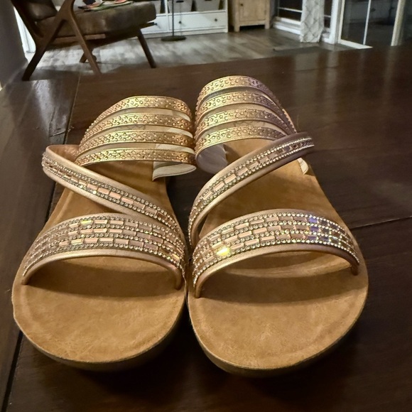 Daisy Fuentes gorgeous sandals size 7.5 - Picture 3 of 9